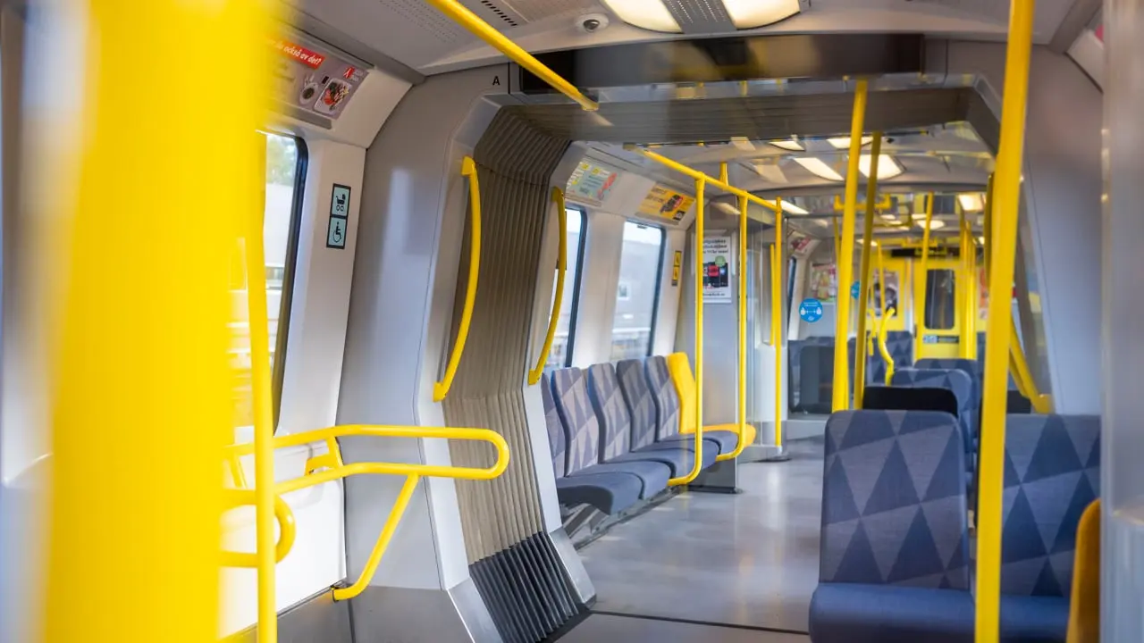 Tågmodell: SL-C20U inuti